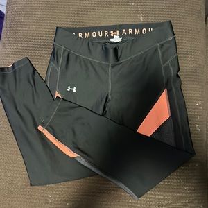 large under Armour leggings
